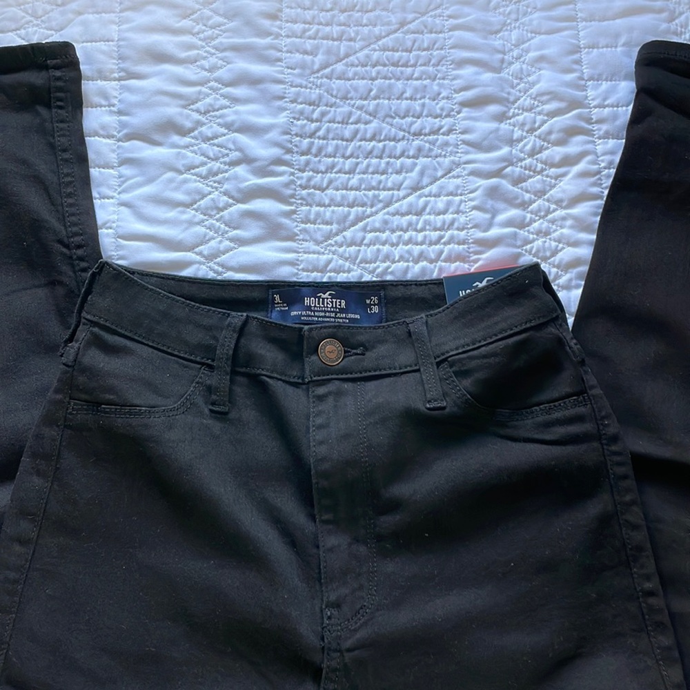 Hollister Curvy Ultra High Rise Jean Legging